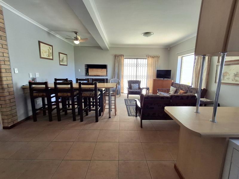 4 Bedroom Property for Sale in Britannia Bay Western Cape